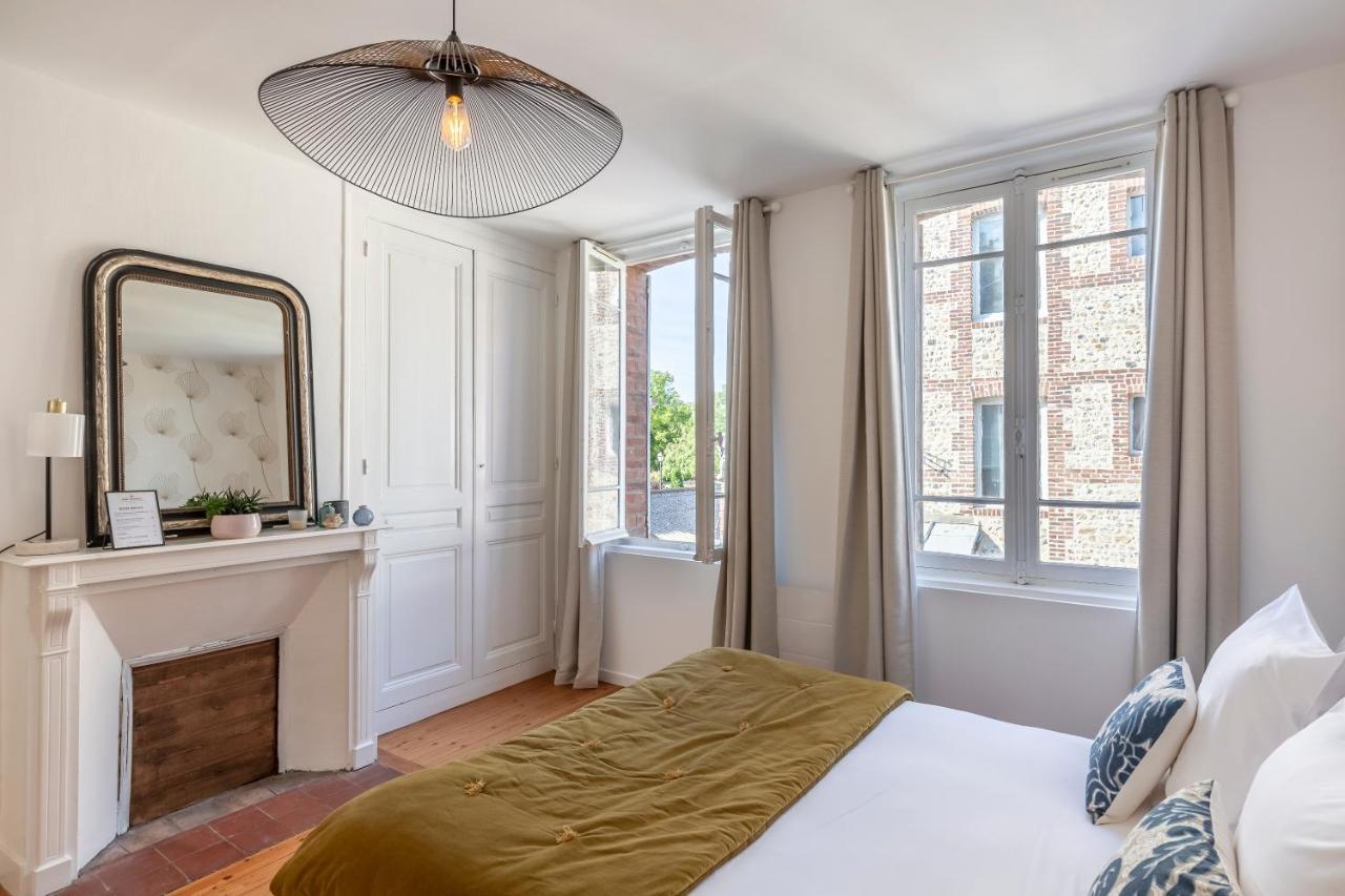 La - Apartment